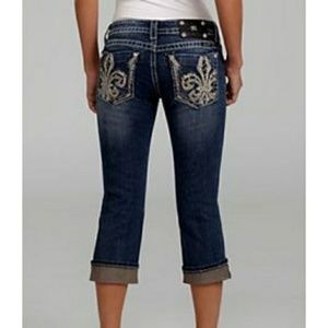 Miss Me Capri Crop Jean's Size 30 Dark Wash